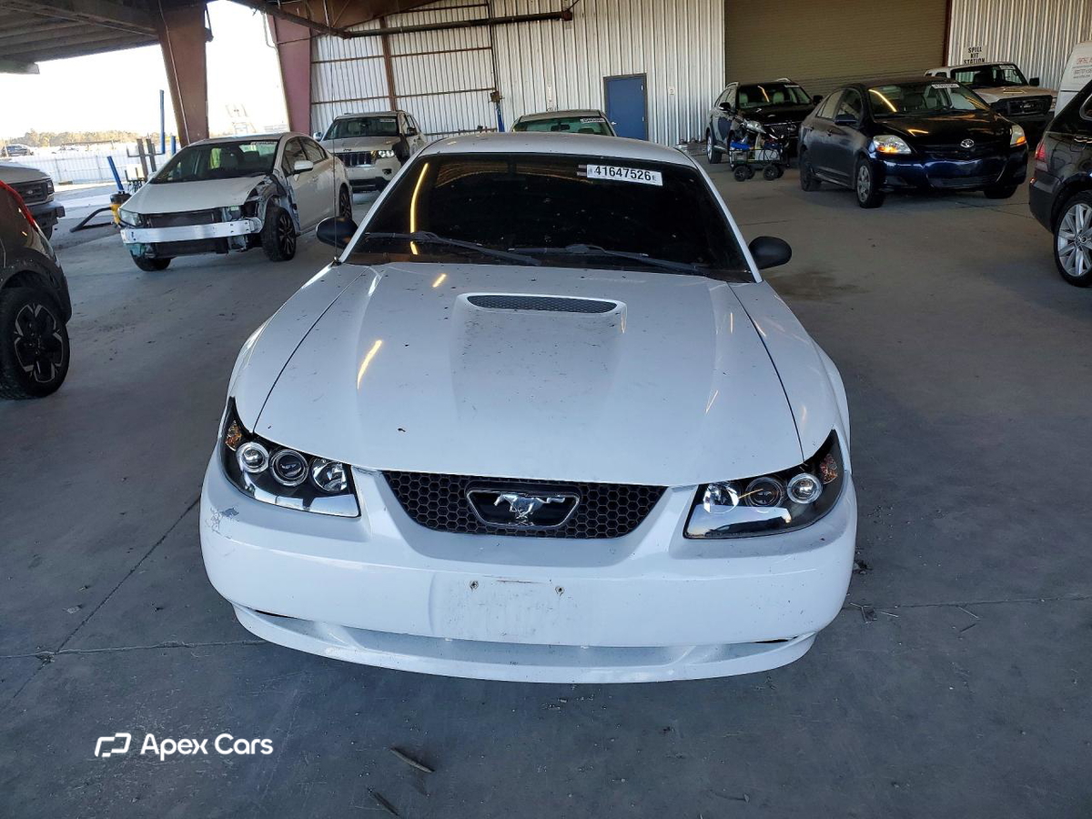 Ford Mustang 2003