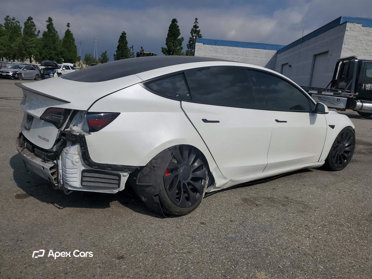 Tesla Model 3 2022
