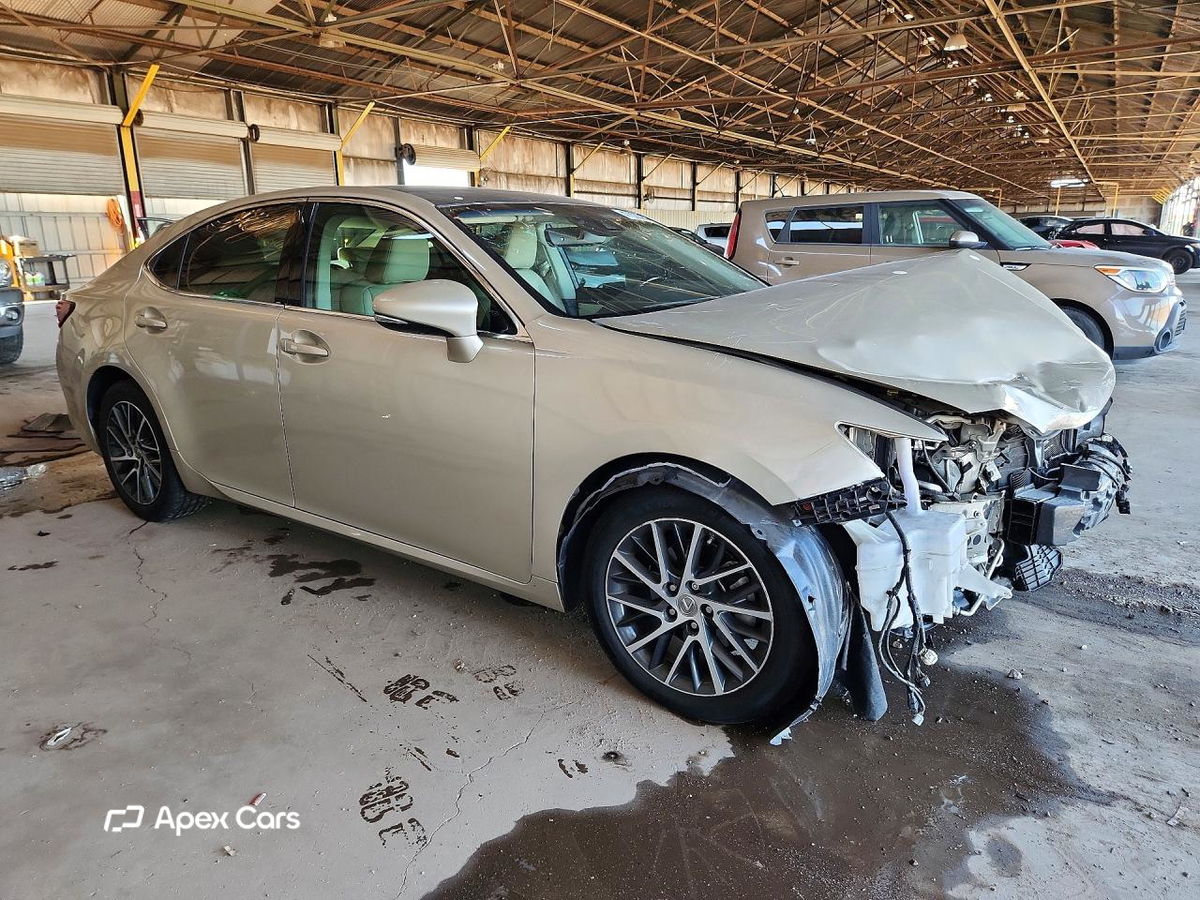 Lexus ES 2016