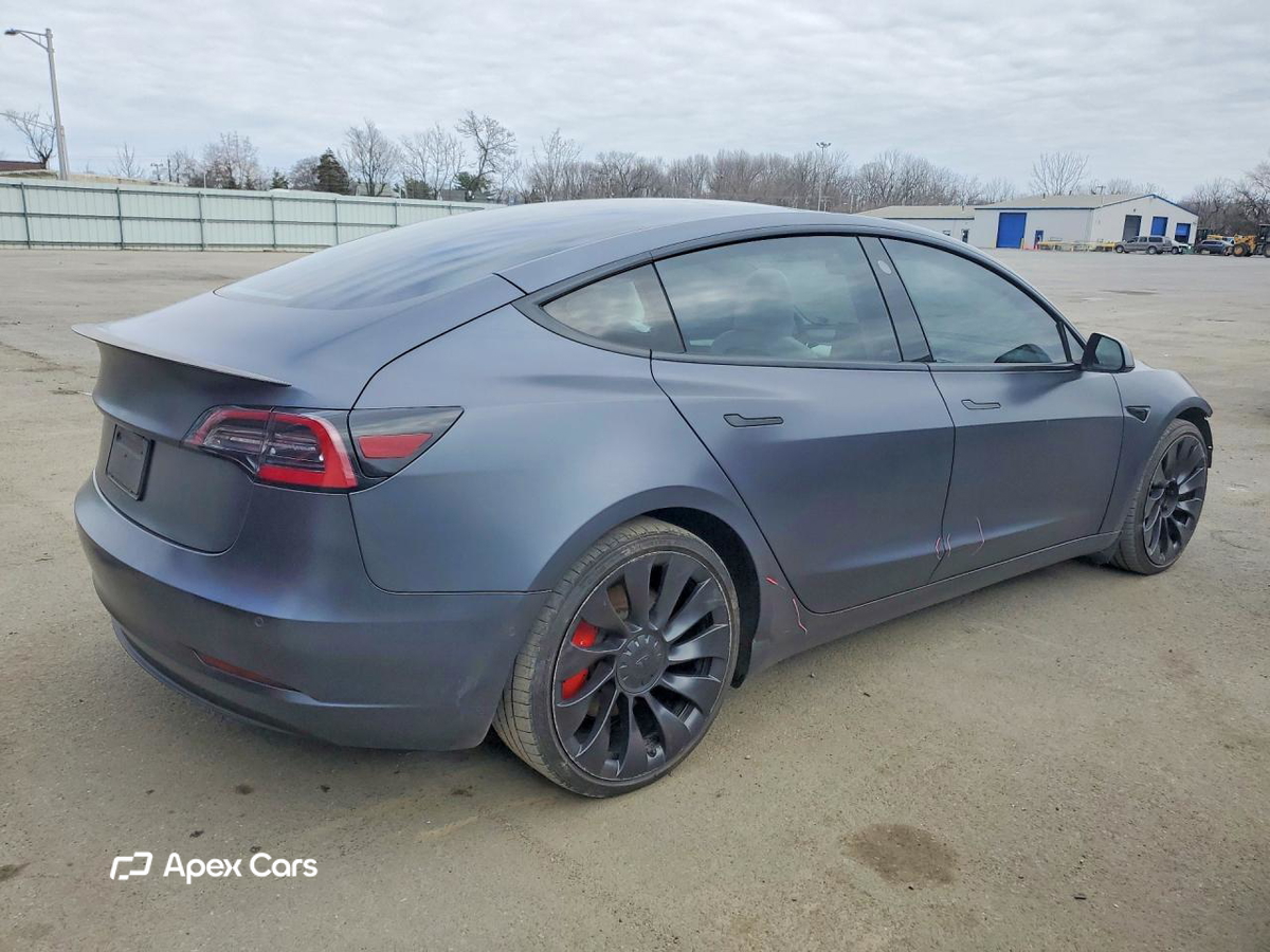 Tesla Model 3 2022