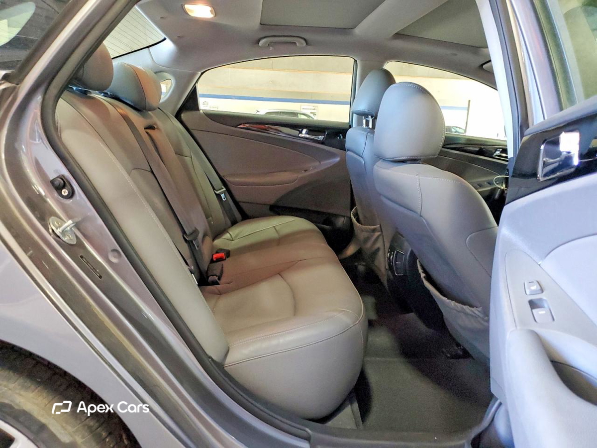 Hyundai Sonata 2012