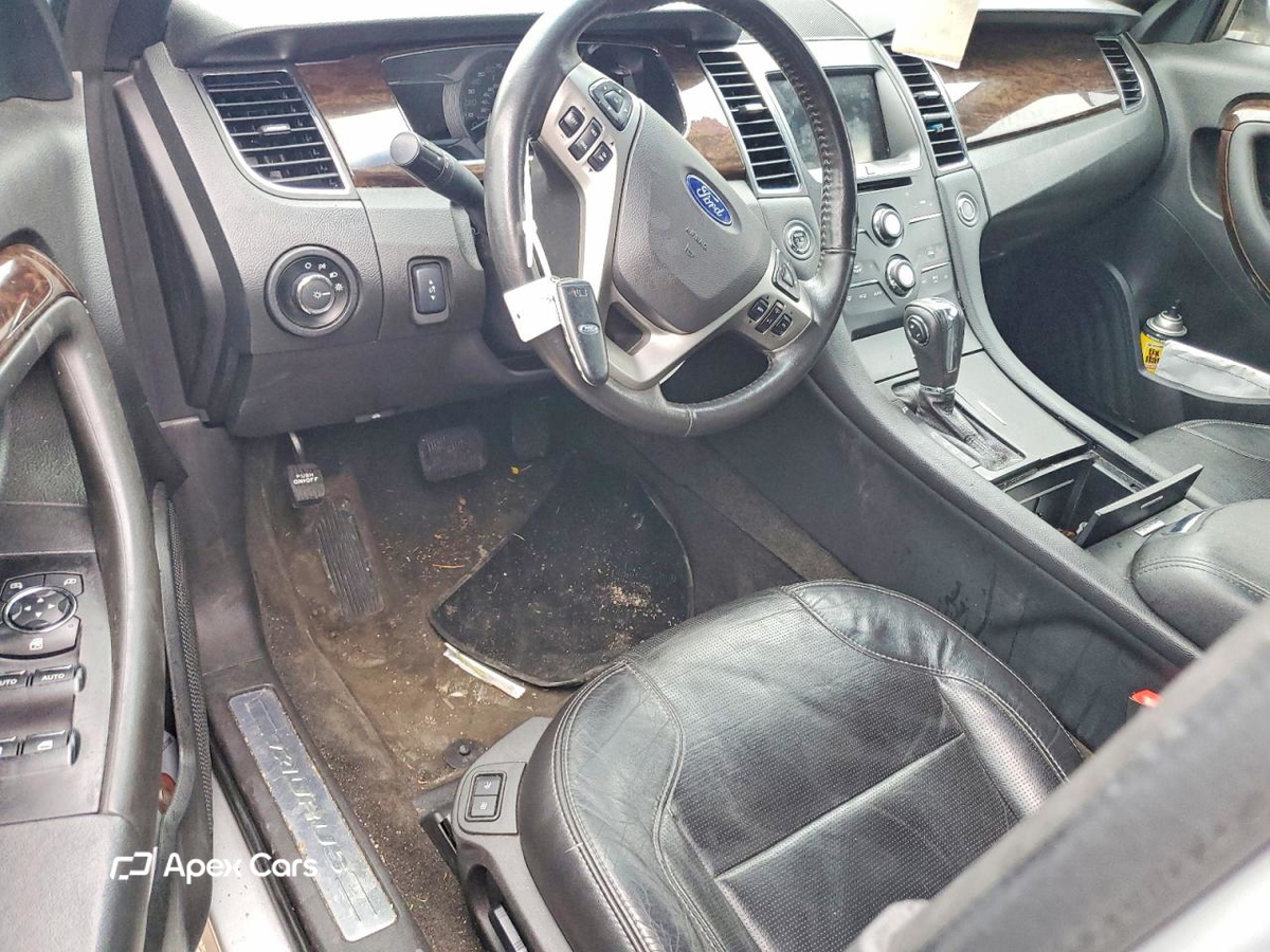 Ford Taurus 2015