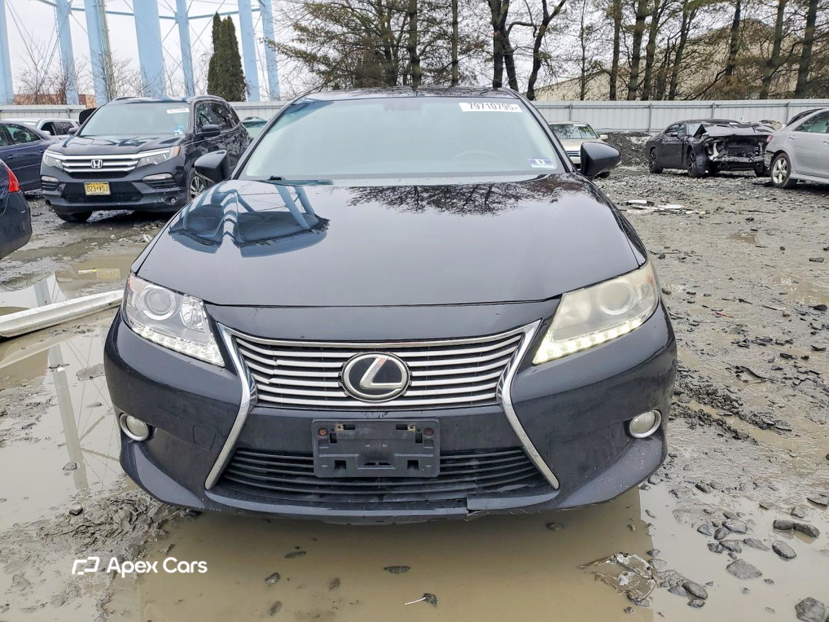 Lexus ES 2013