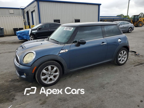 MINI Cooper 2010 - Image 1 of 13