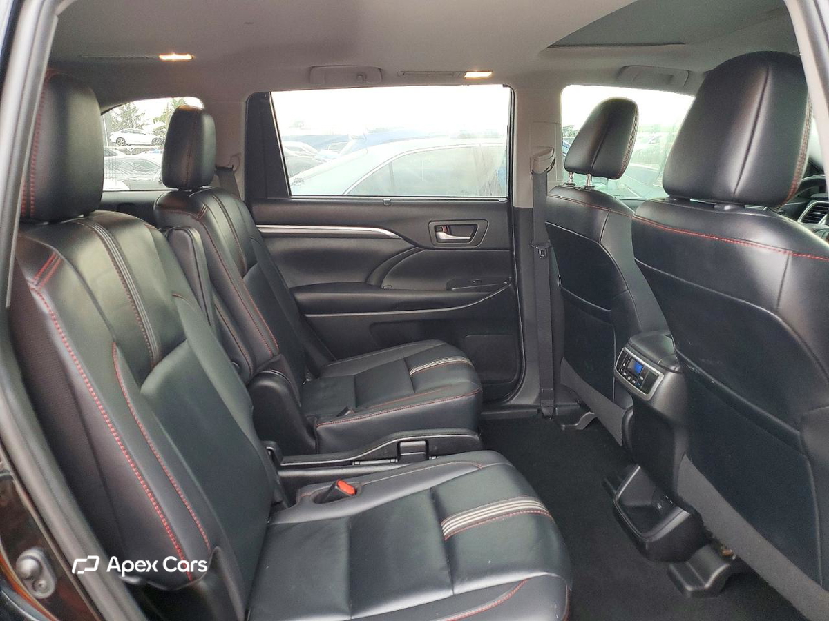 Toyota Highlander 2019