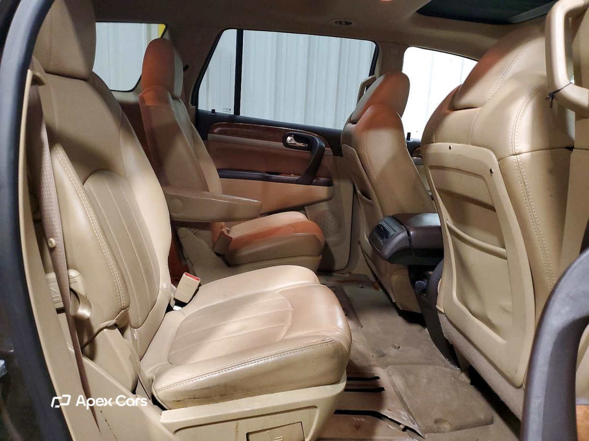 Buick Enclave 2011