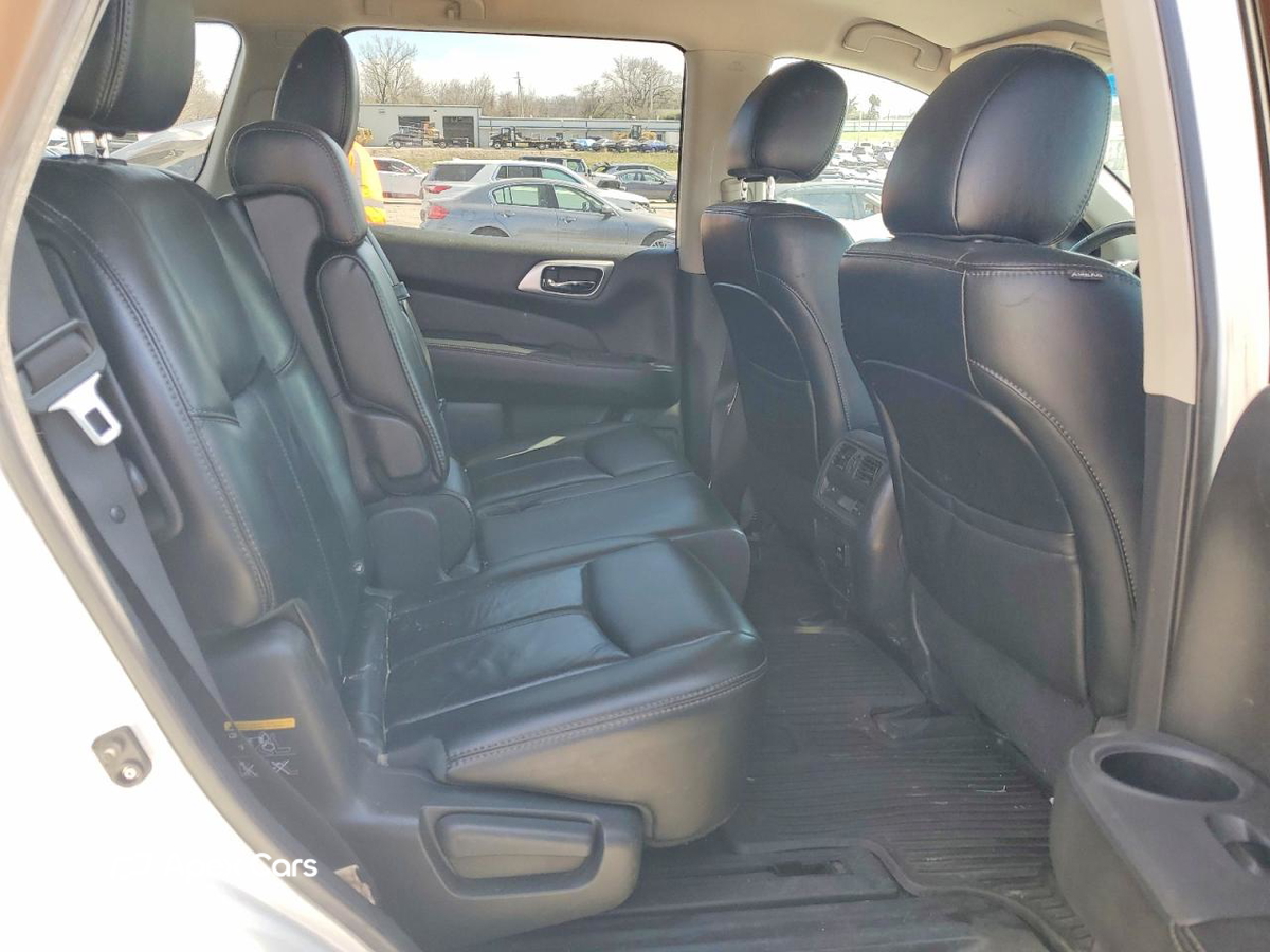 Nissan Pathfinder 2015
