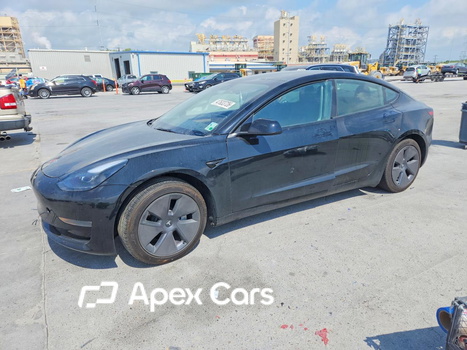 Tesla Model 3 2023 - Image 1 of 13