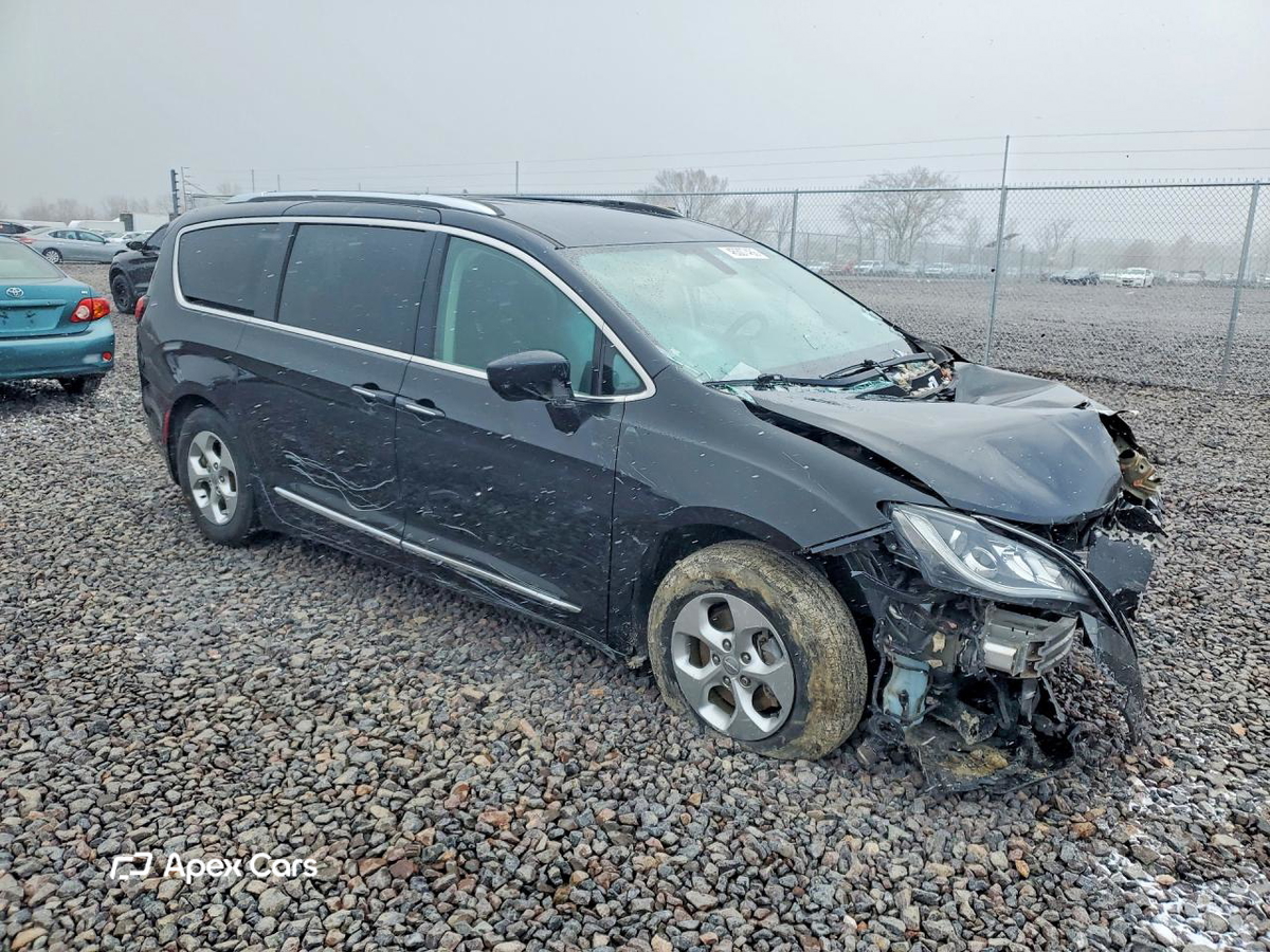 Chrysler Pacifica 2017