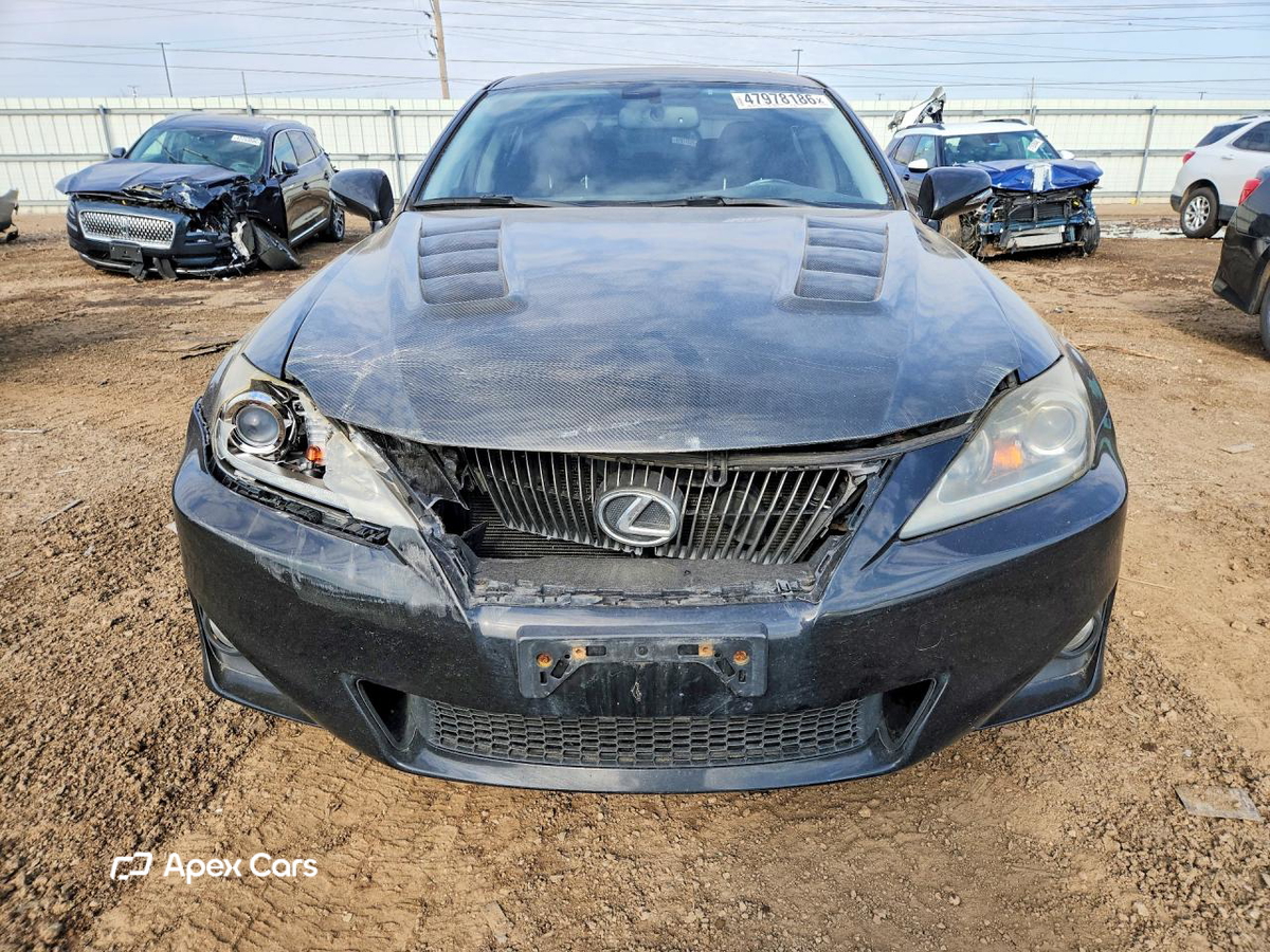 Lexus IS 2011