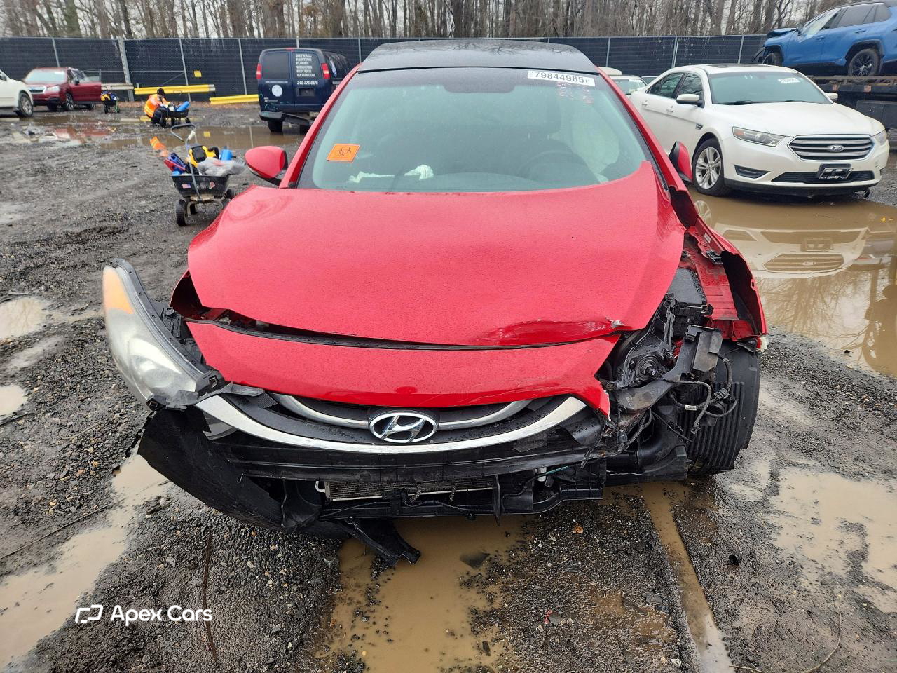 Hyundai Elantra 2013