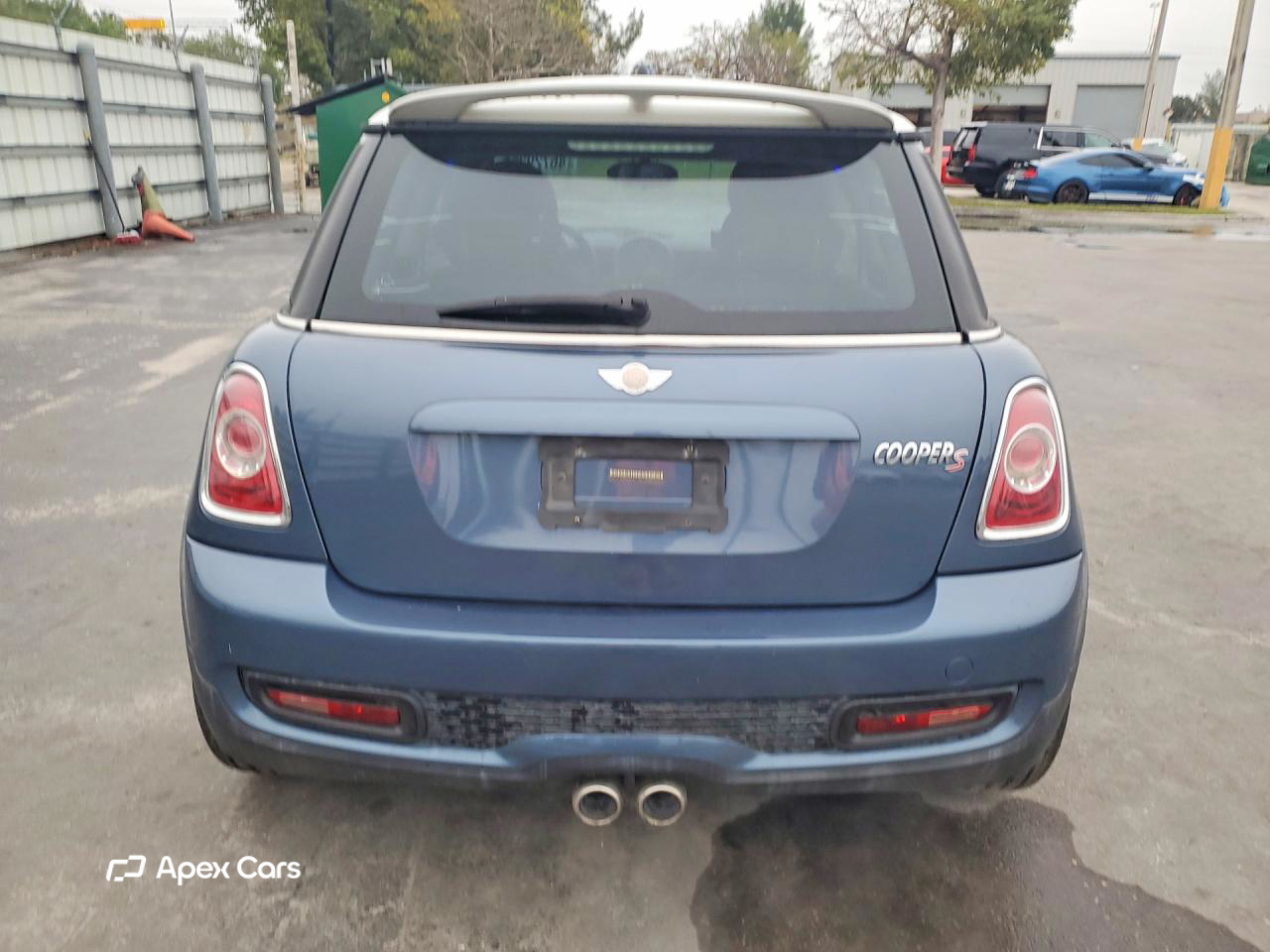 MINI Cooper 2011
