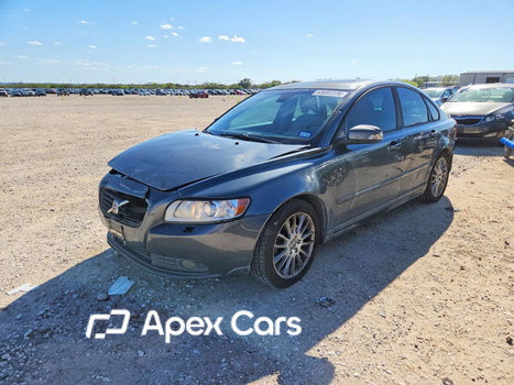 Volvo S40 2010 - Image 1 of 12