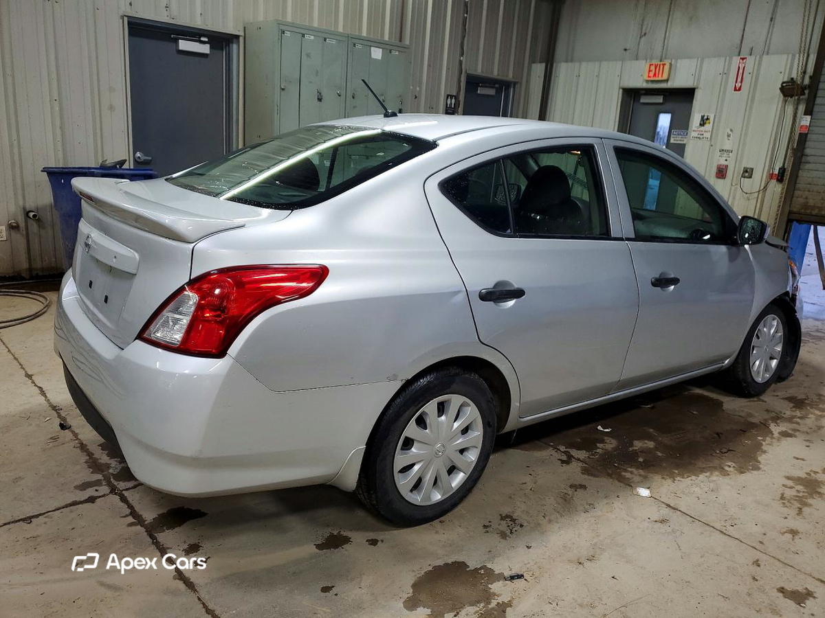 Nissan Versa 2019