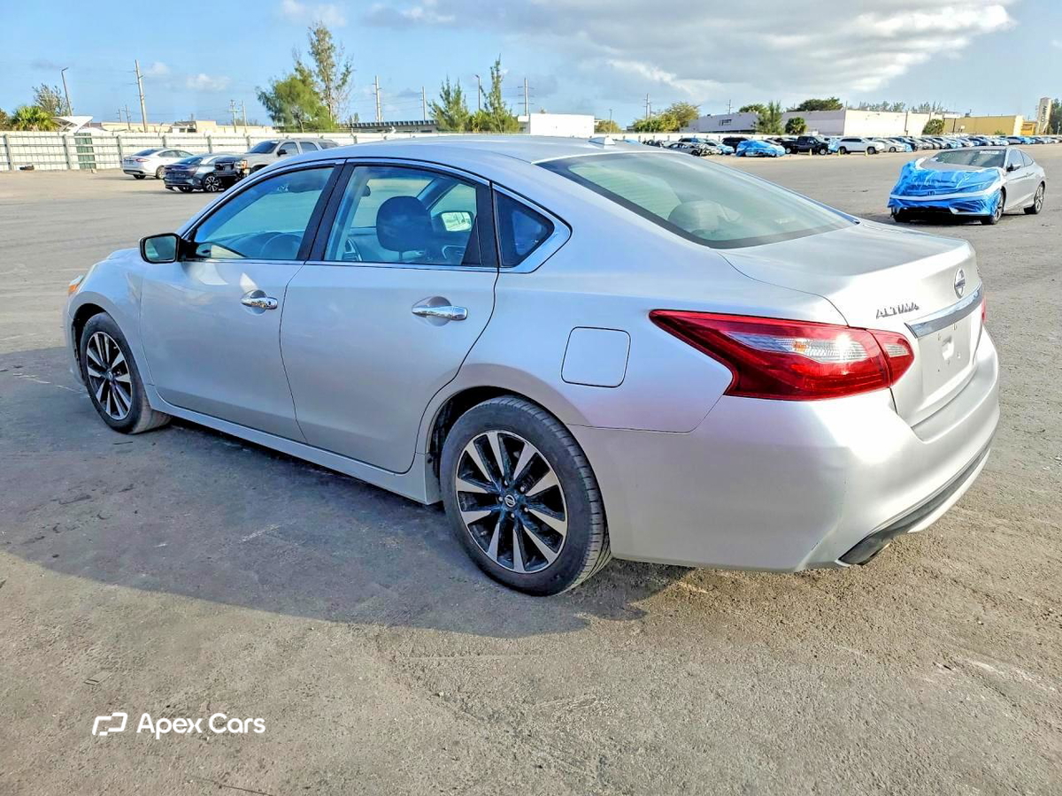 Nissan Altima 2018
