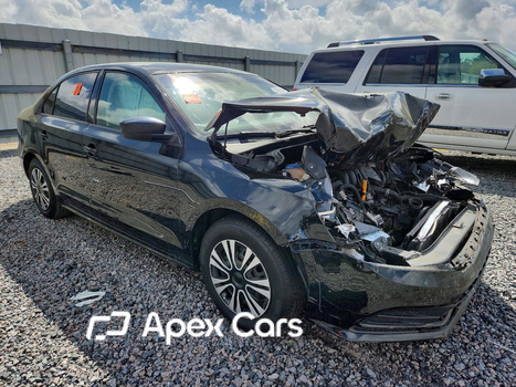 Volkswagen Jetta 2015 - Image 1 of 11