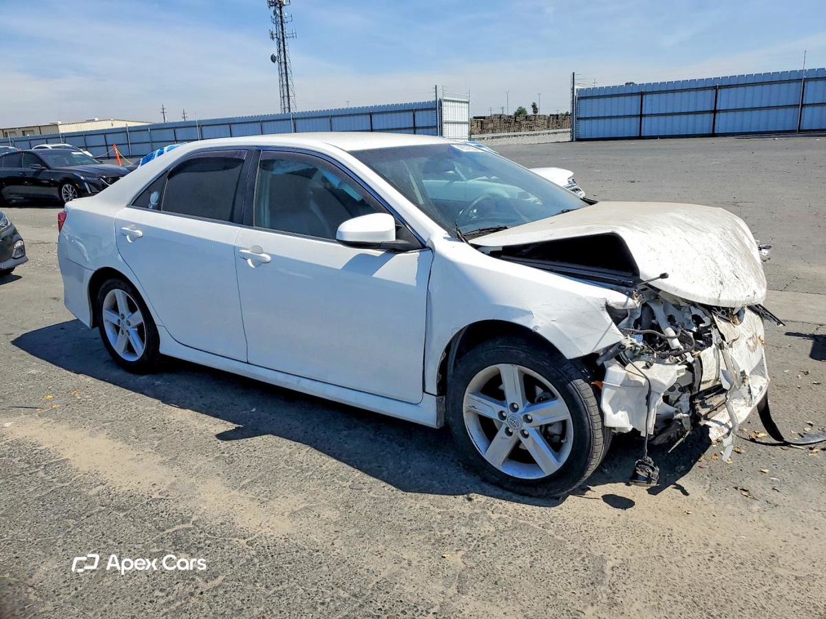 Toyota Camry 2012