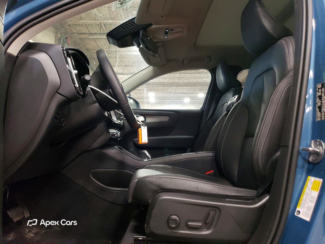 Volvo XC40 2024