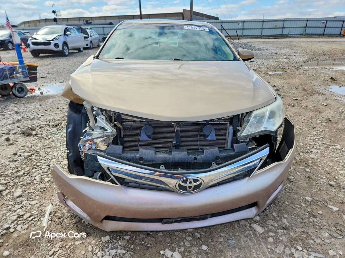 Toyota Camry 2012