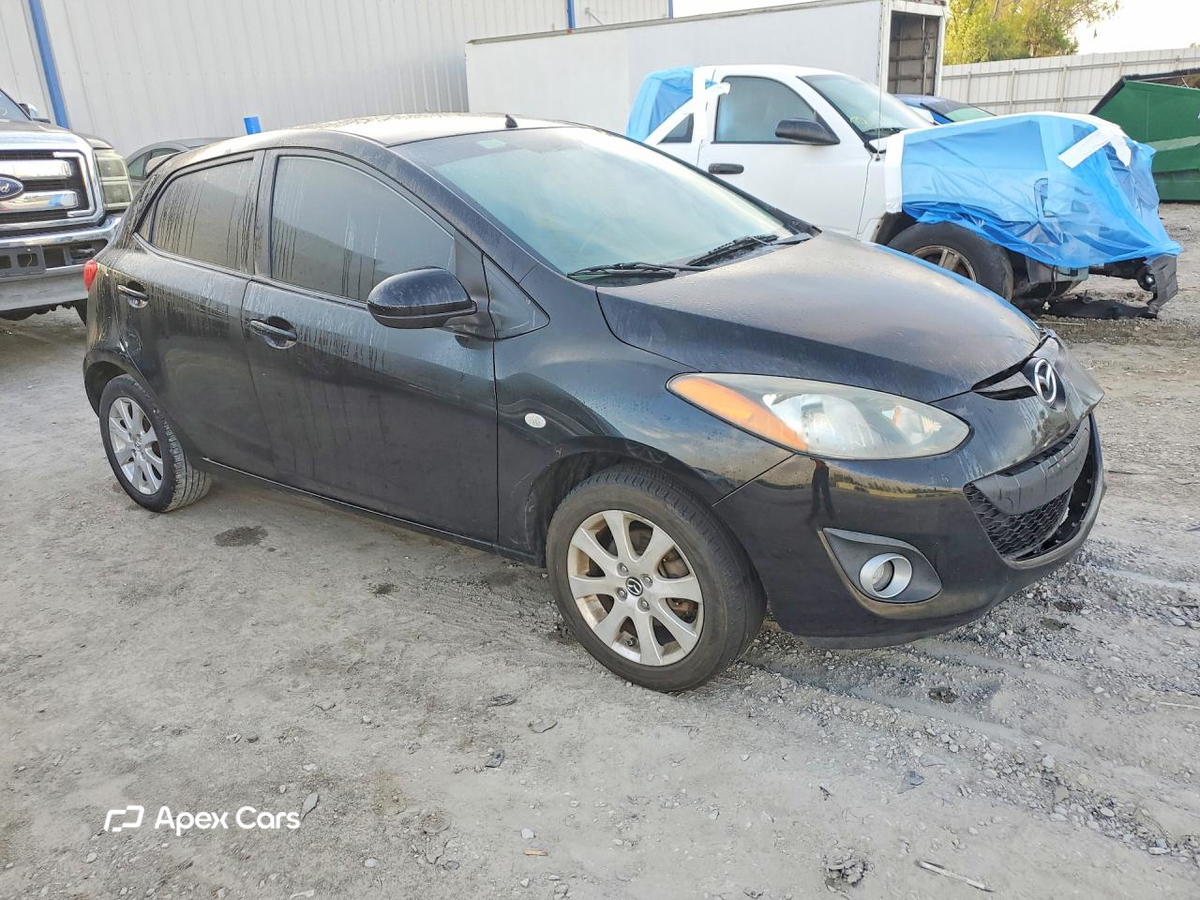 Mazda 2 2011