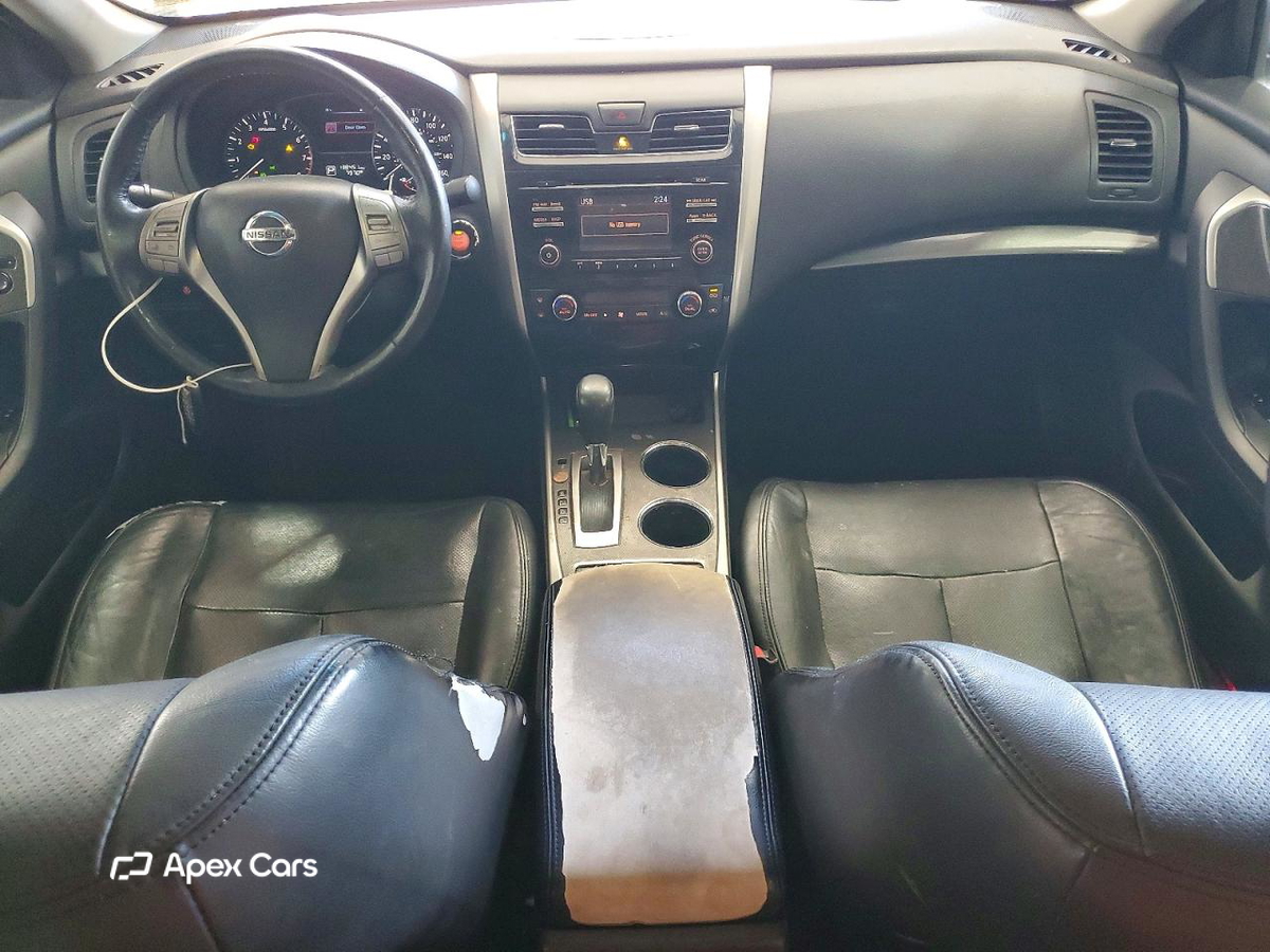 Nissan Altima 2015