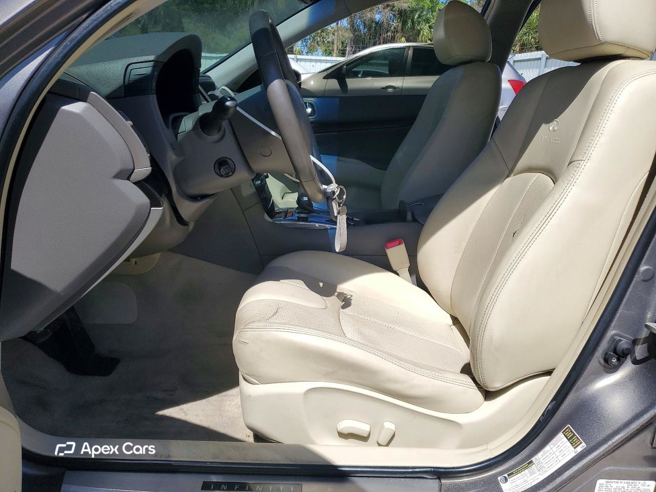 Infiniti G 2012