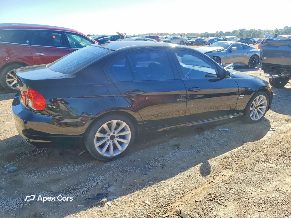 BMW Series 3 2011