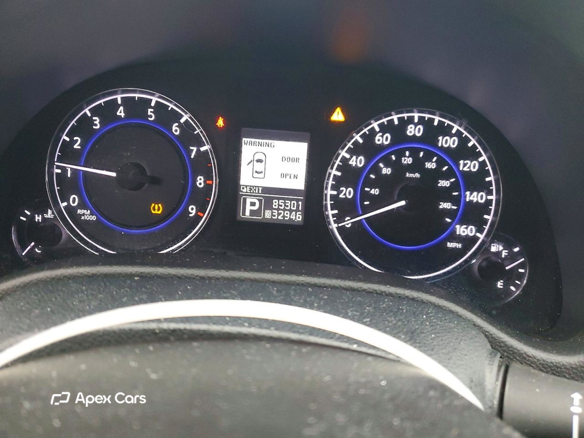 Infiniti G 2010