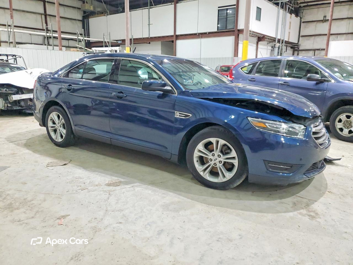 Ford Taurus 2016