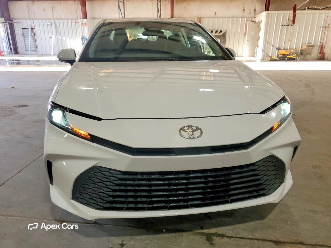 Toyota Camry 2025