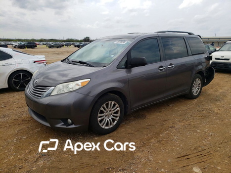 Toyota Sienna 2017 - Image 1 of 13