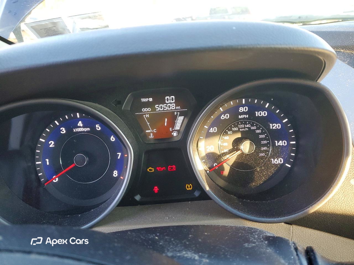 Hyundai Elantra 2013
