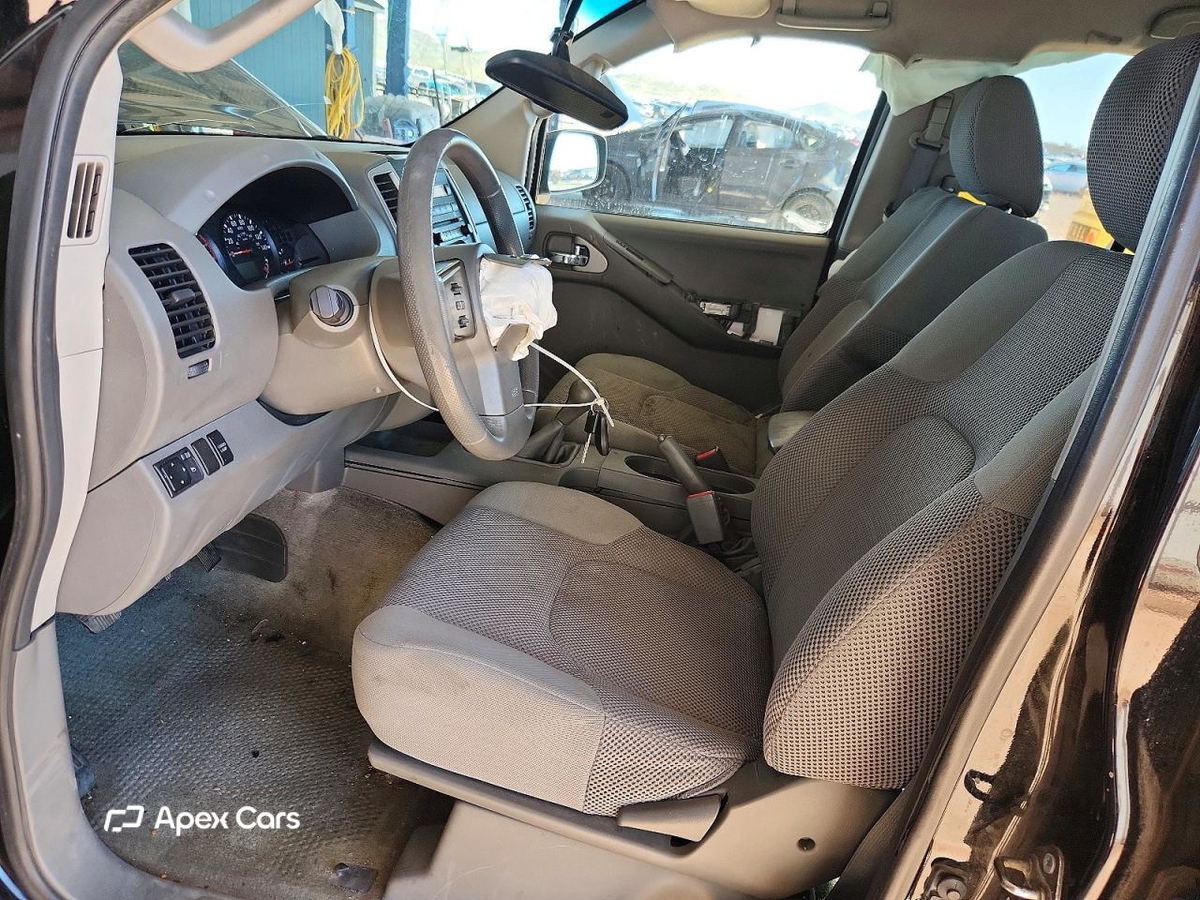 Nissan Navara (Frontier) 2012