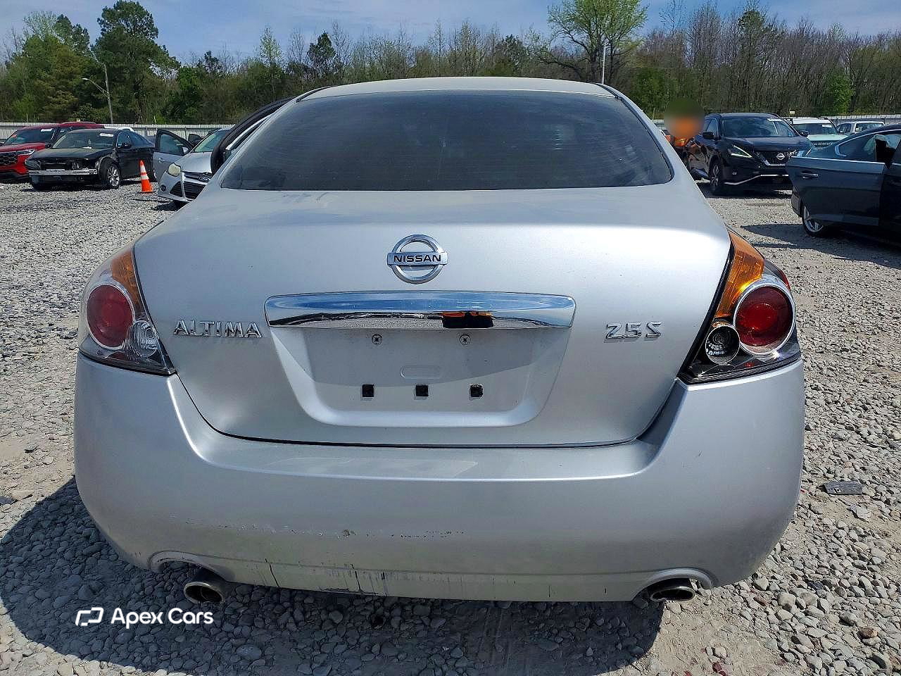 Nissan Altima 2011