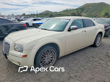 Chrysler 300 2010 - Image 1 of 12