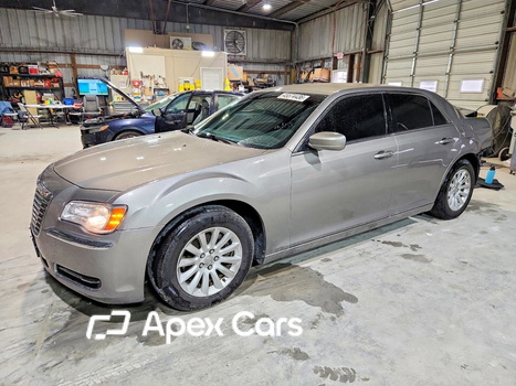 Chrysler 300 2014 - Image 1 of 13