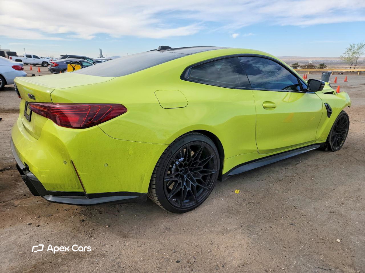 BMW M4 2025