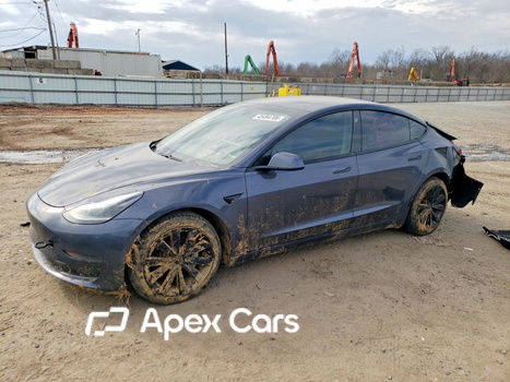 Tesla Model 3 2021 - Image 1 of 12
