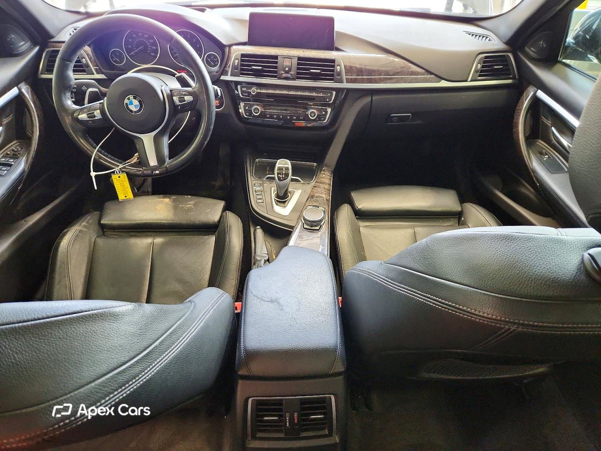 BMW Series 3 2016