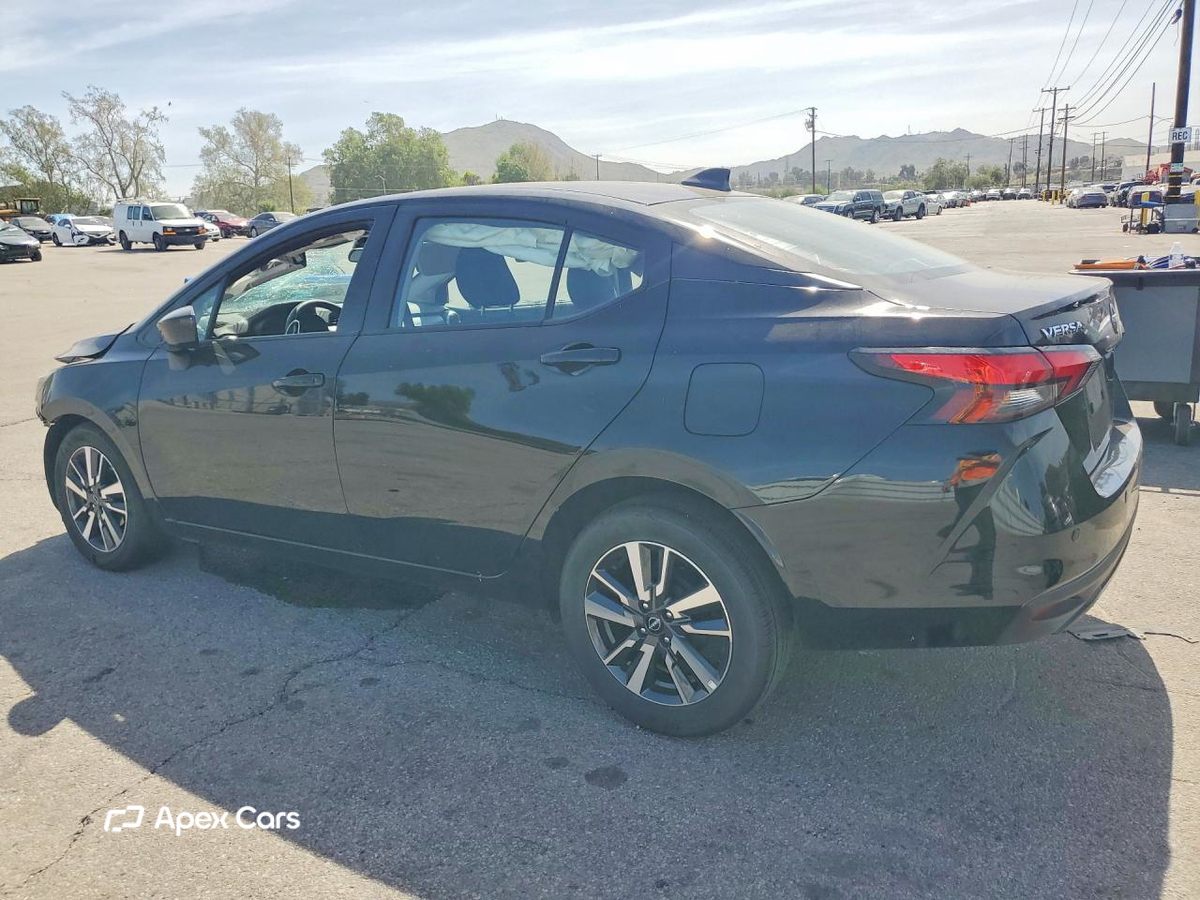Nissan Versa 2025