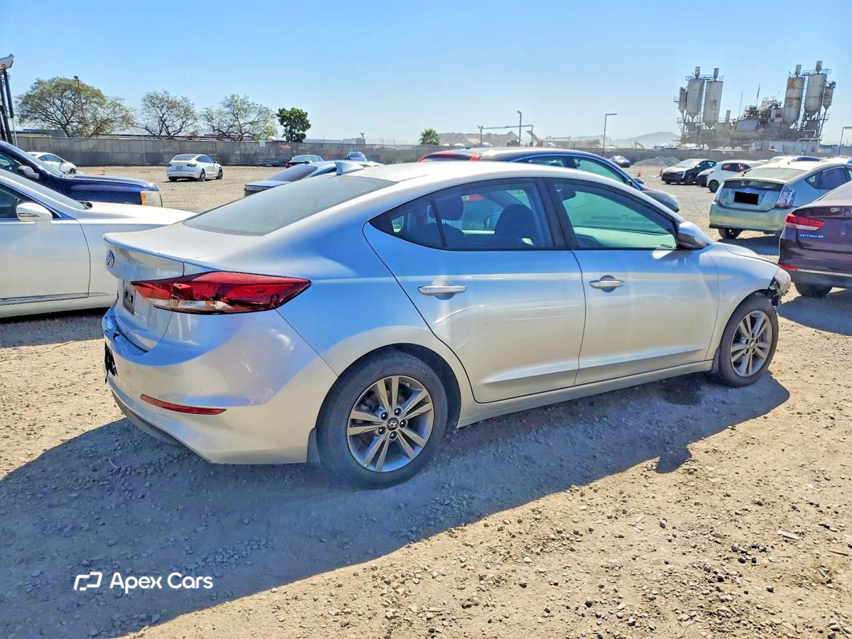 Hyundai Elantra 2018