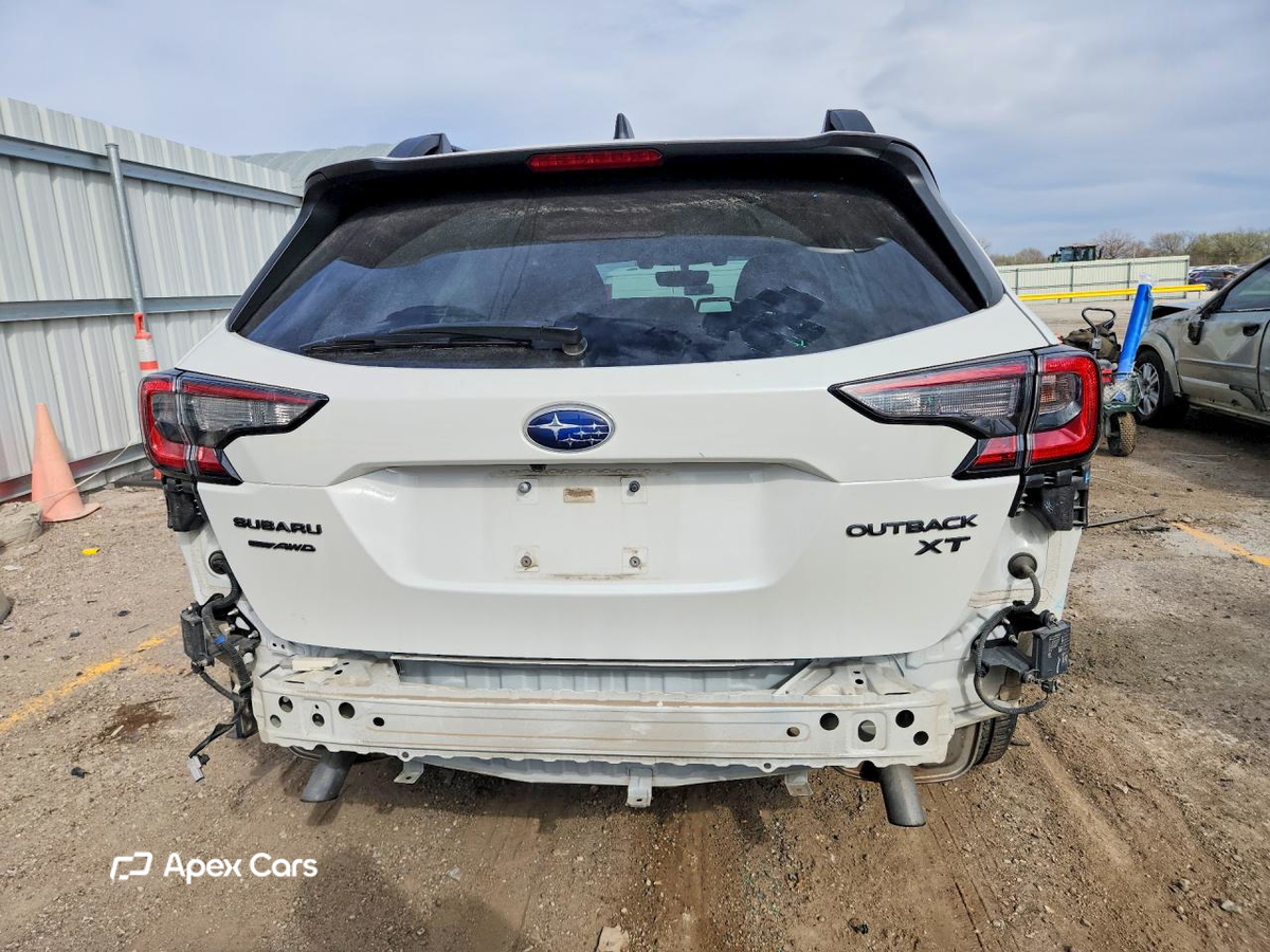 Subaru Outback 2021