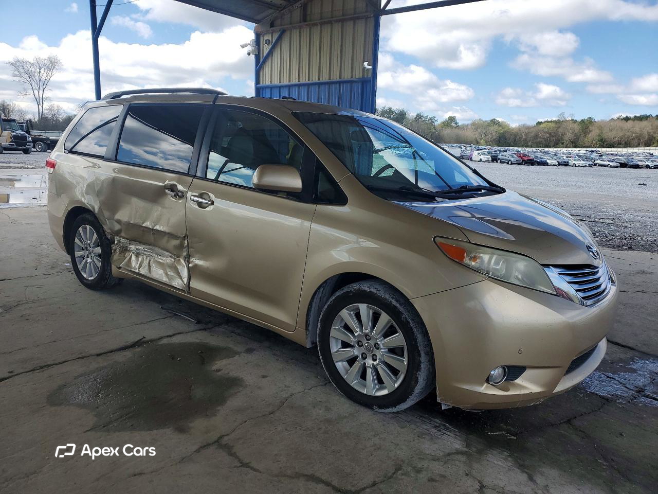 Toyota Sienna 2011