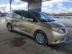Toyota Sienna 2011