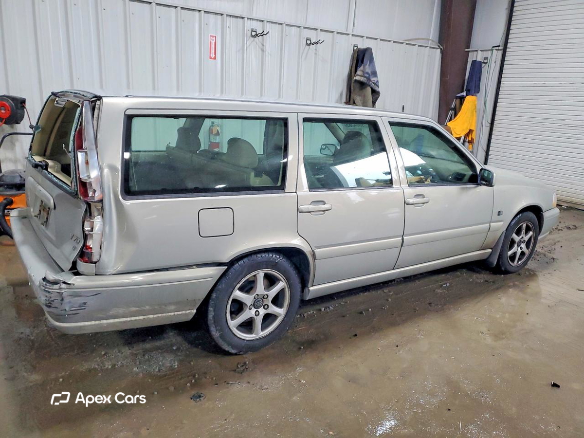 Volvo V70 2000