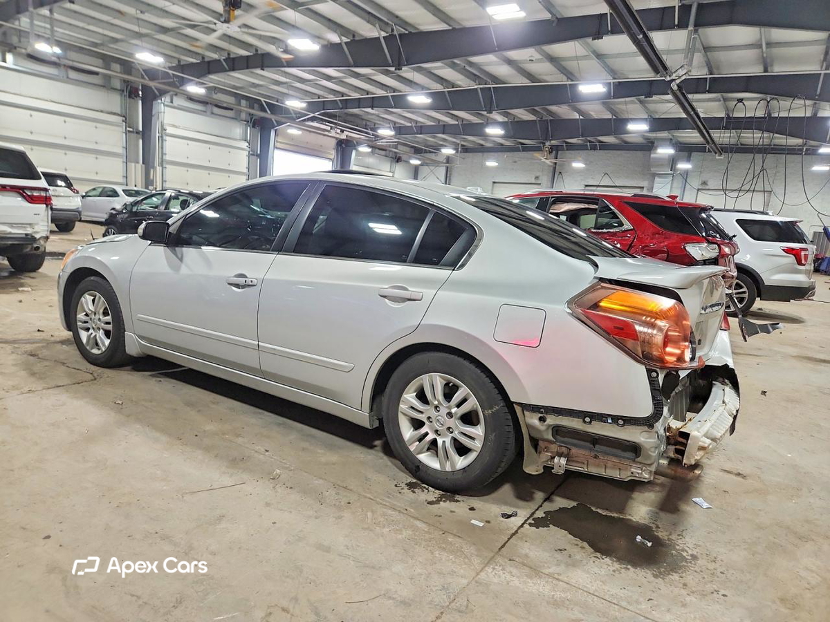 Nissan Altima 2012
