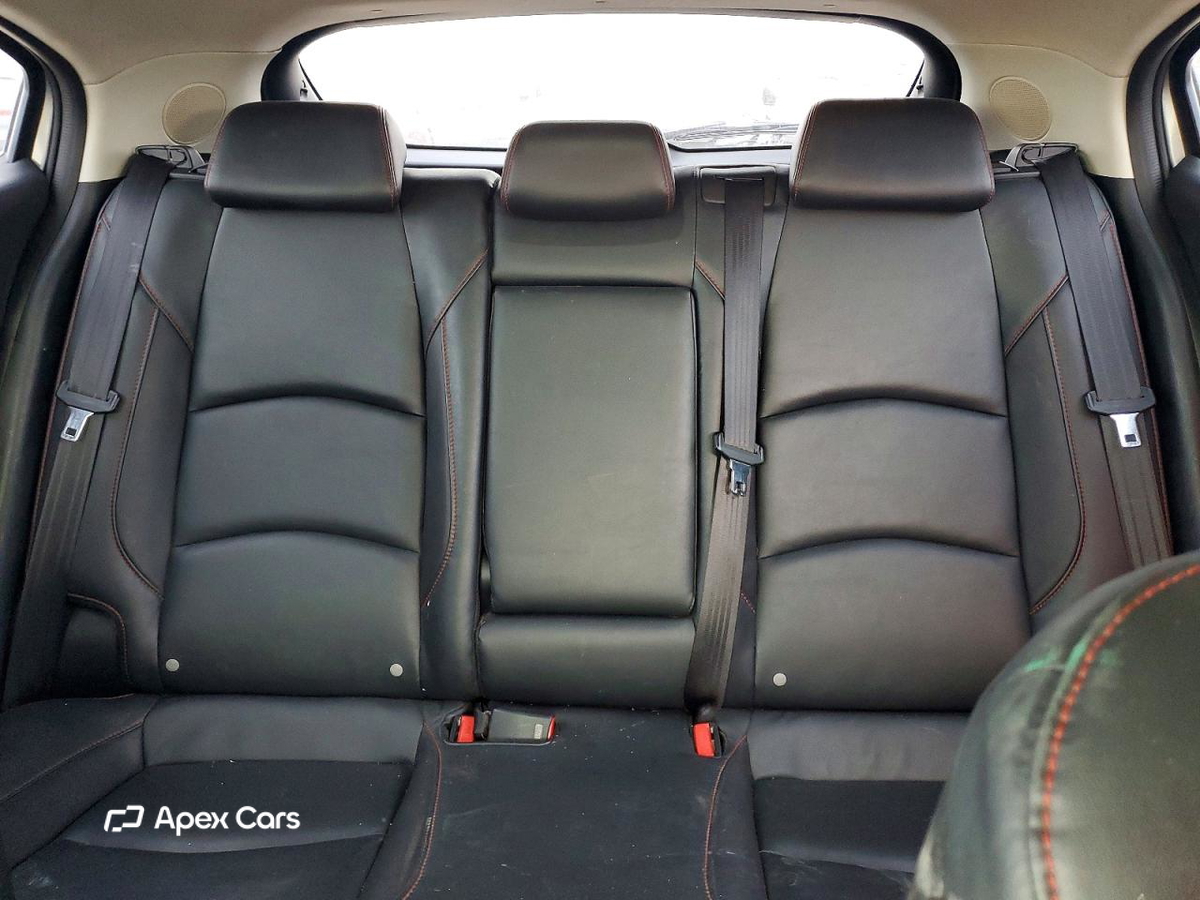 Mazda 3 2015