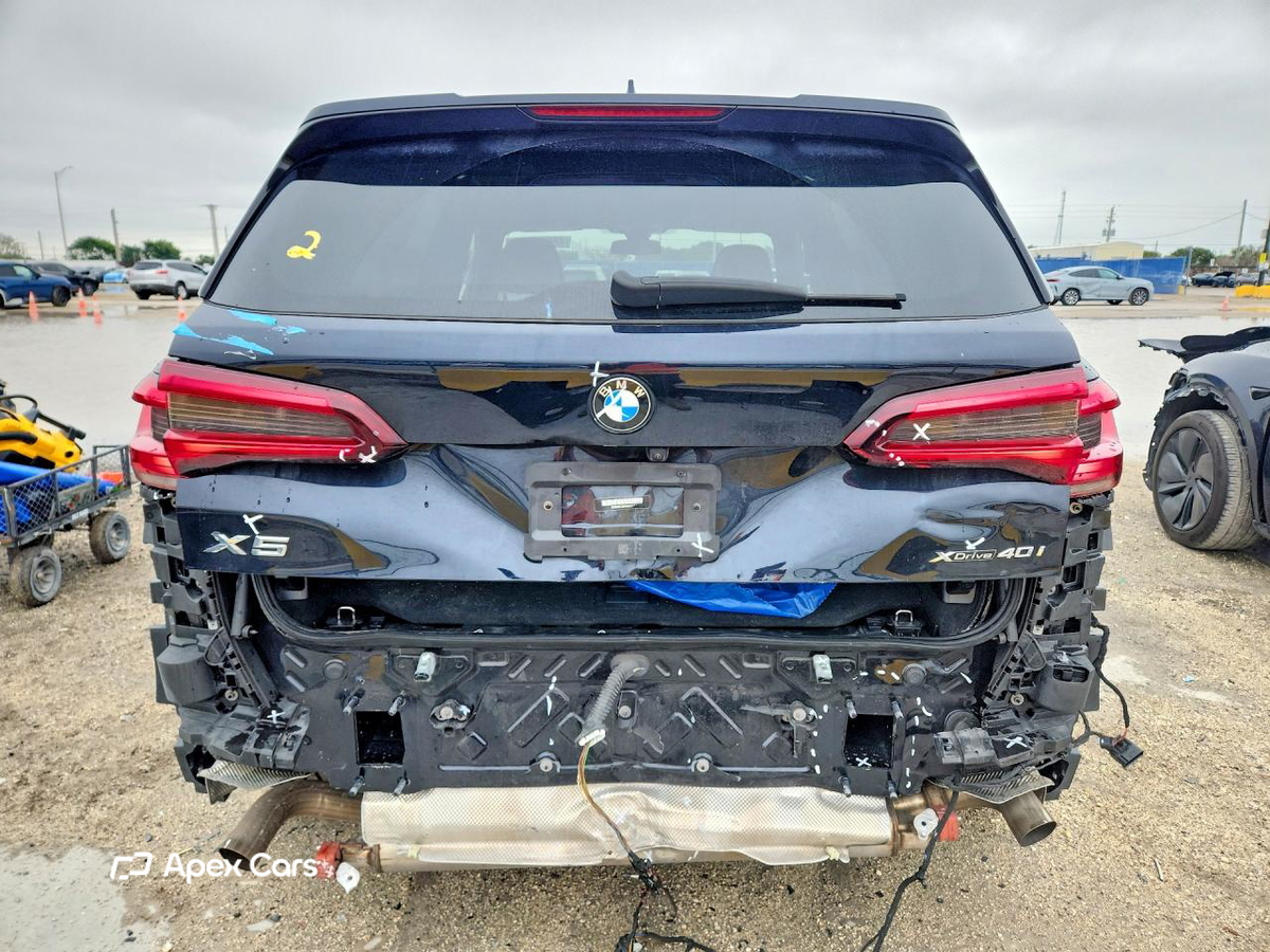 BMW X5 2023