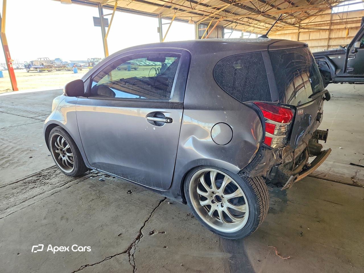 Scion iQ 2012