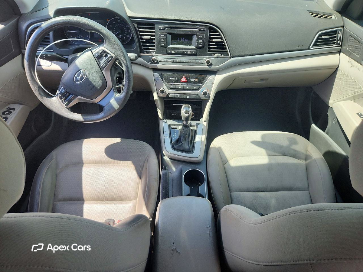 Hyundai Elantra 2017